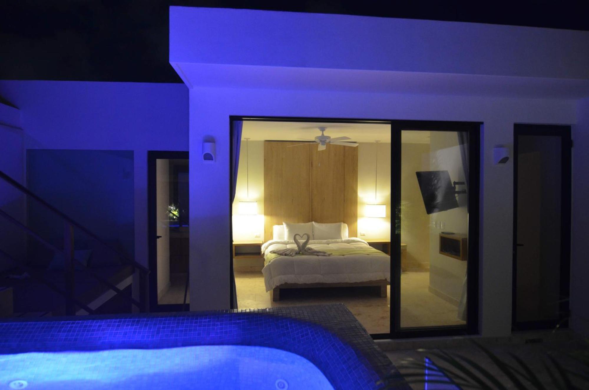 Anah Playa Luxury Penthouses And