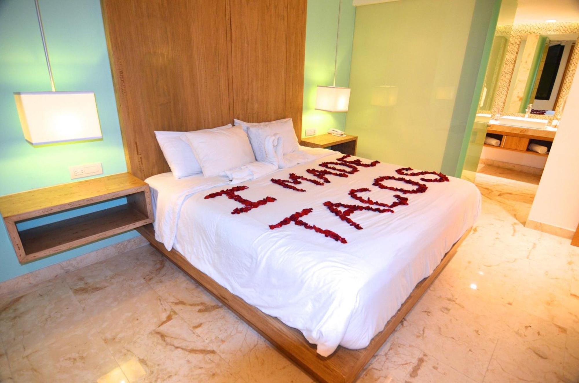 Anah Playa Luxury Penthouses And Playa del Carmen